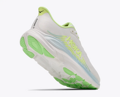 Women's Clifton 11